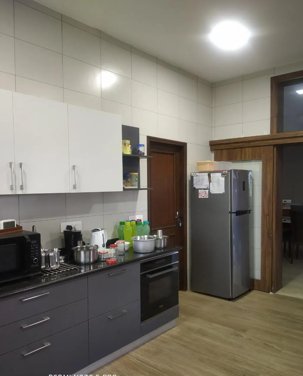 Modern Straight Modular Kitchen