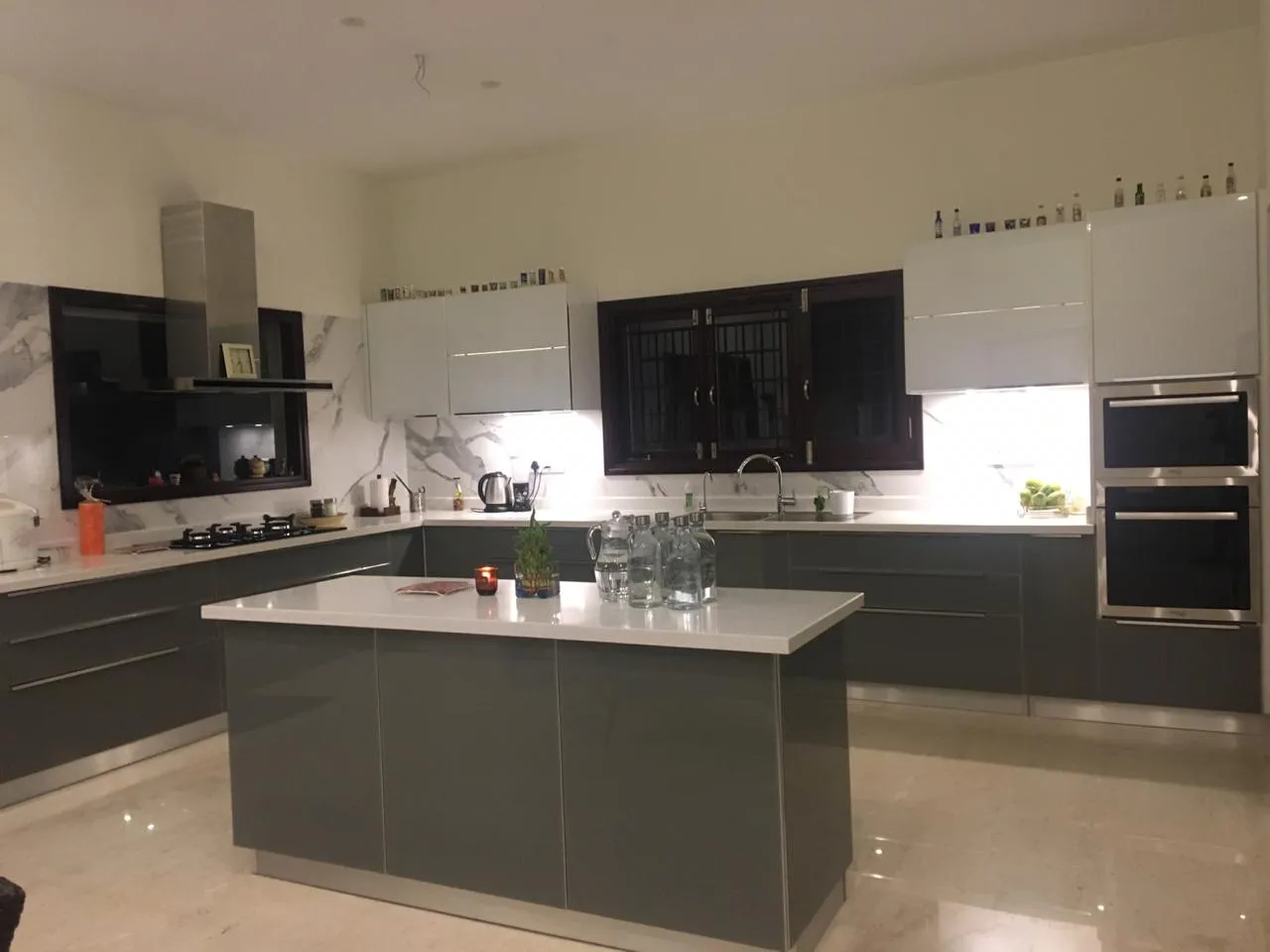 Peninsula Kitchen